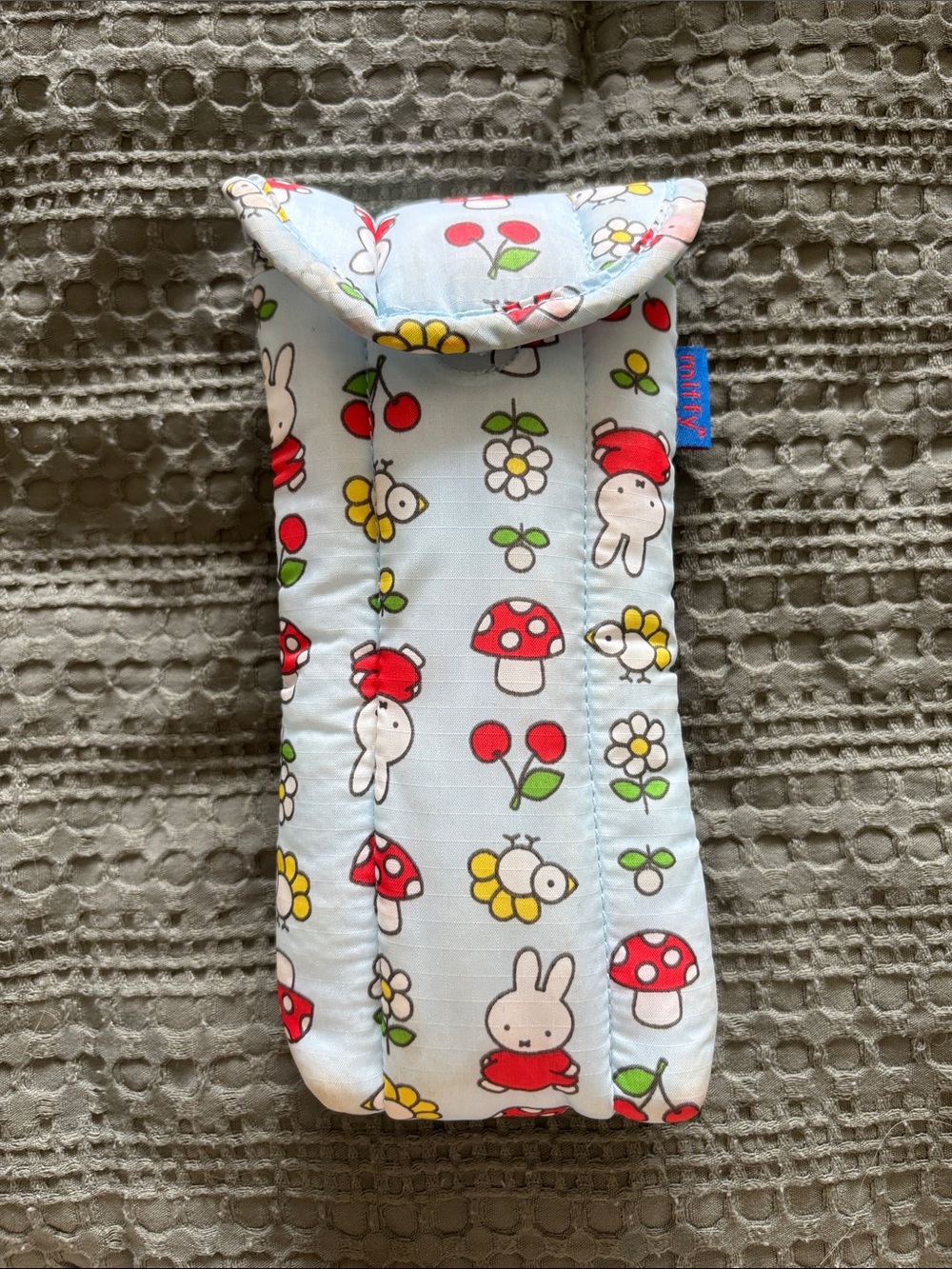 BAGGU miffy sunglass case